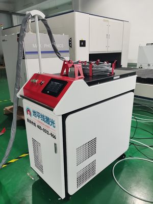 Soldador Handheld Adjustable Spot do laser de IEC60204 220V 8m 6 modos