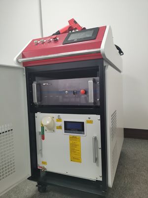 Soldador Handheld flexível 1500W 2000W do laser da operação JPT para materiais do metal