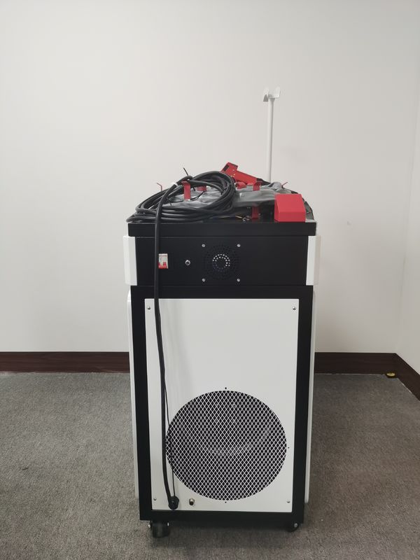 Máquina de soldadura do laser refrigerar de água 1000W 2mm para o metal