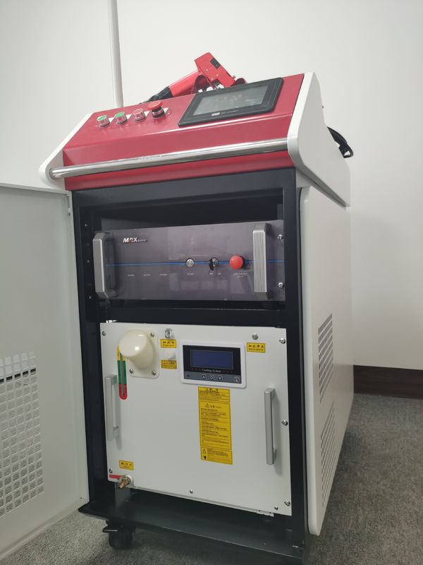 Soldador Handheld 120mm/S IEC60825 do laser refrigerar de água 50HZ 6mm
