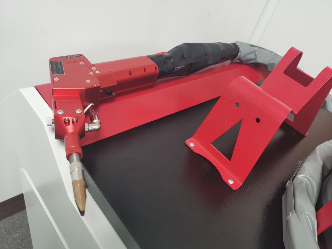 Soldador Handheld 120mm/S IEC60825 do laser refrigerar de água 50HZ 6mm
