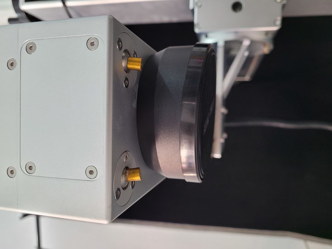 Máquina da marcação do laser da mosca do CE de Raycus para o tubo do metal