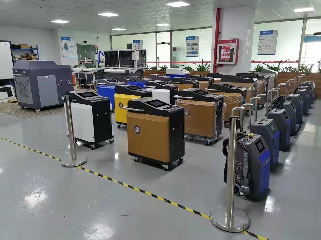 fonte de laser de limpeza das máquinas max JPT do laser de 500W MOPA para a remoção de oxidação